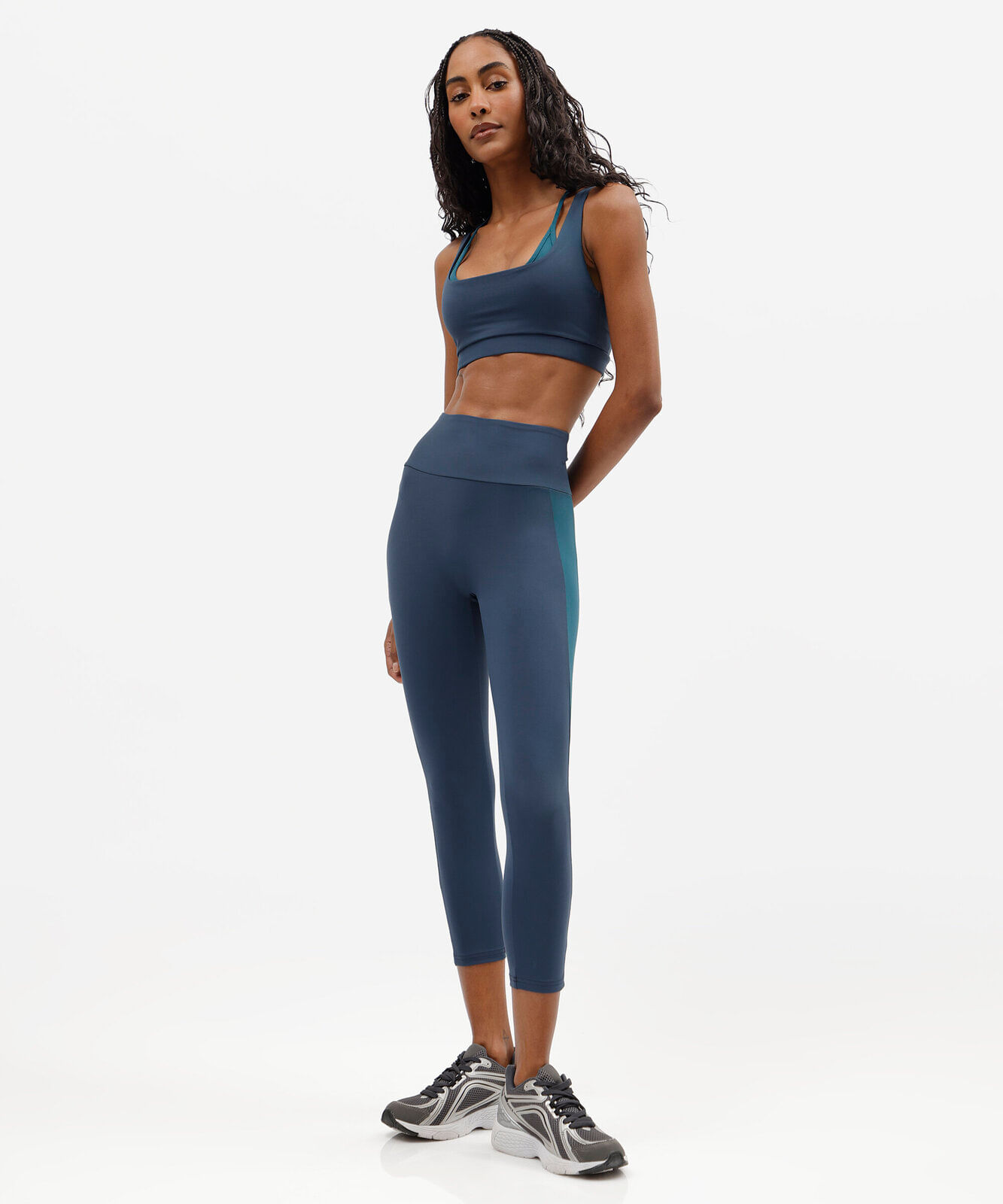 top esportivo feminino bicolor azul