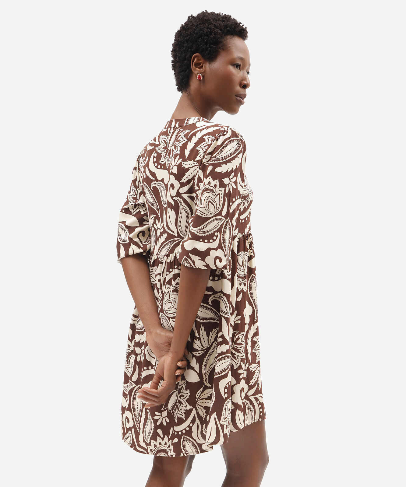 vestido curto feminino de viscose floral marrom