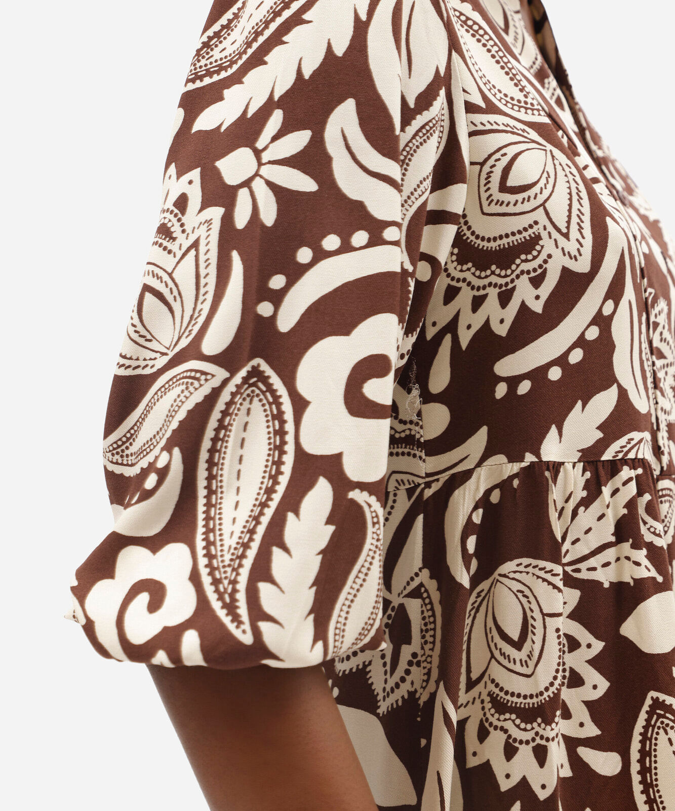 vestido curto feminino de viscose floral marrom