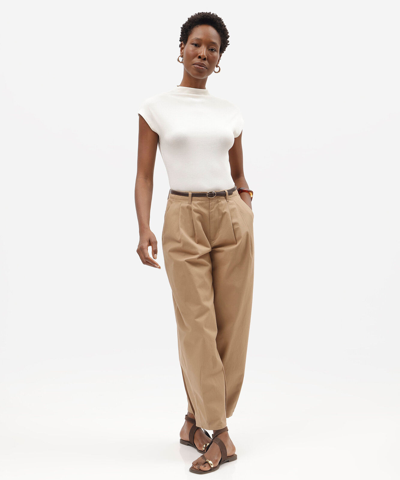 blusa feminina de viscose gola alta canelada off white