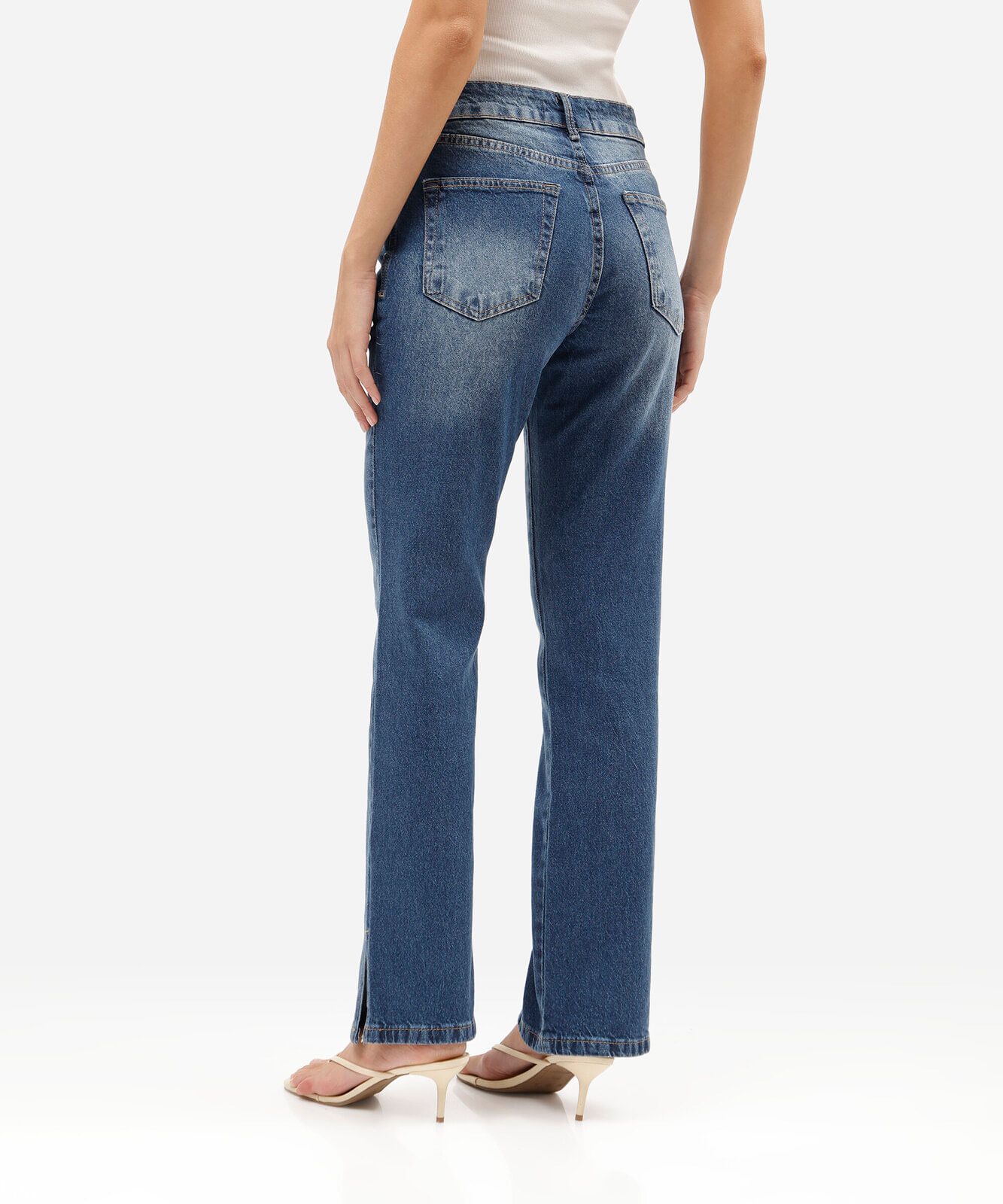 calça reta feminina jeans cintura alta com fendas azul