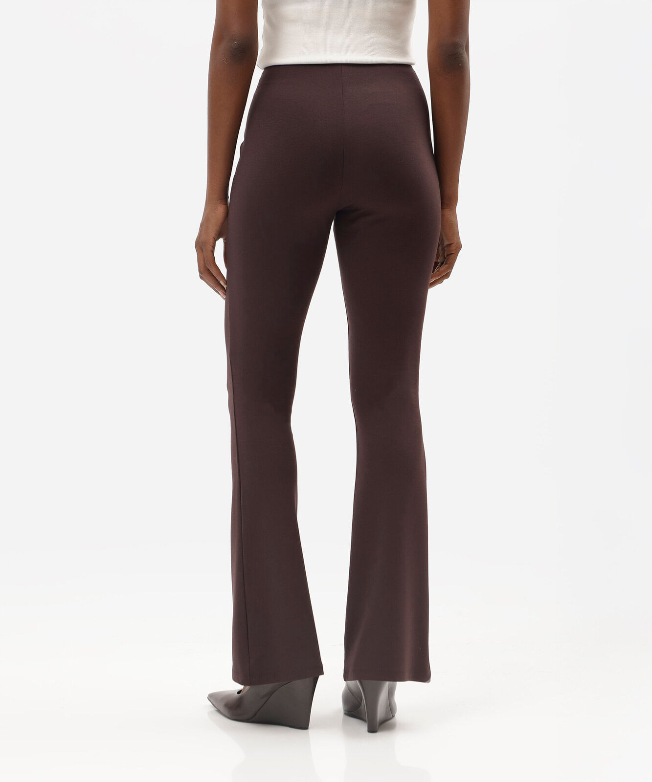 calça flare feminina com viscose cós elástico marrom