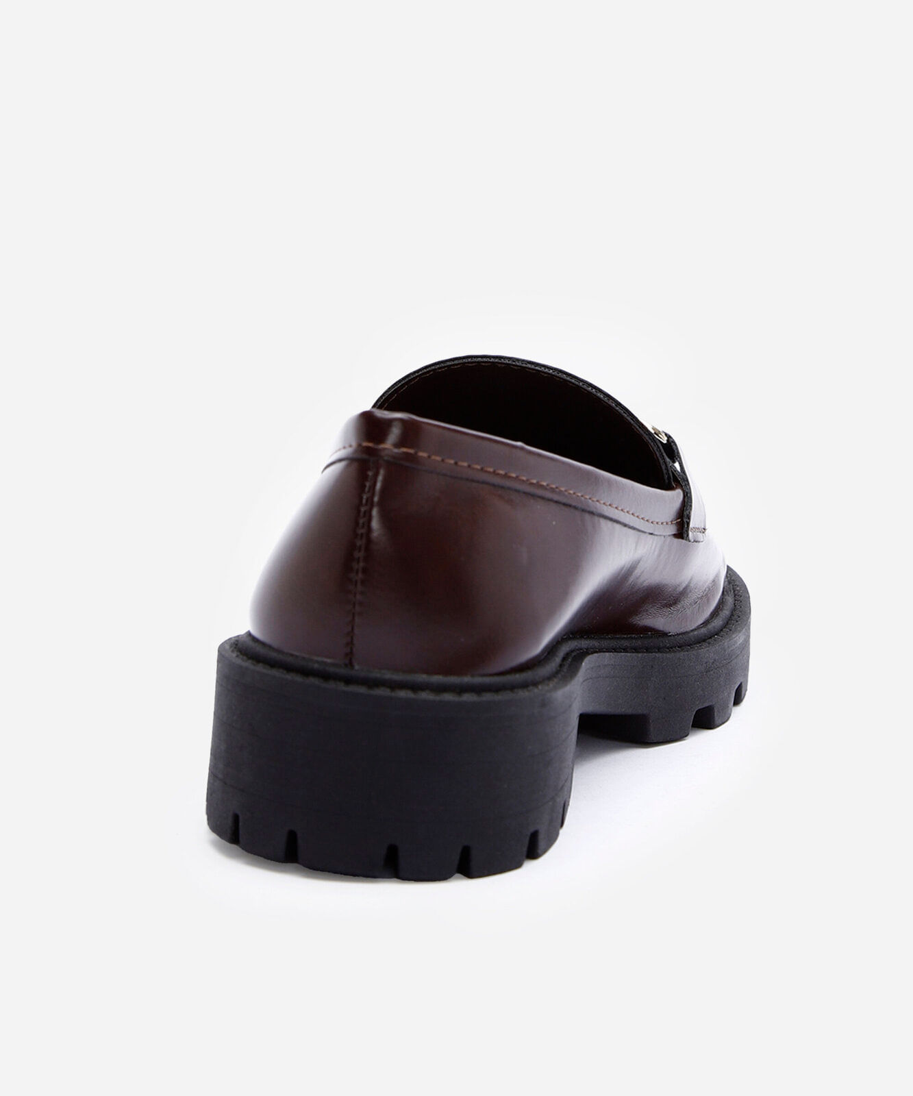 mocassim com fivela tratorado marrom
