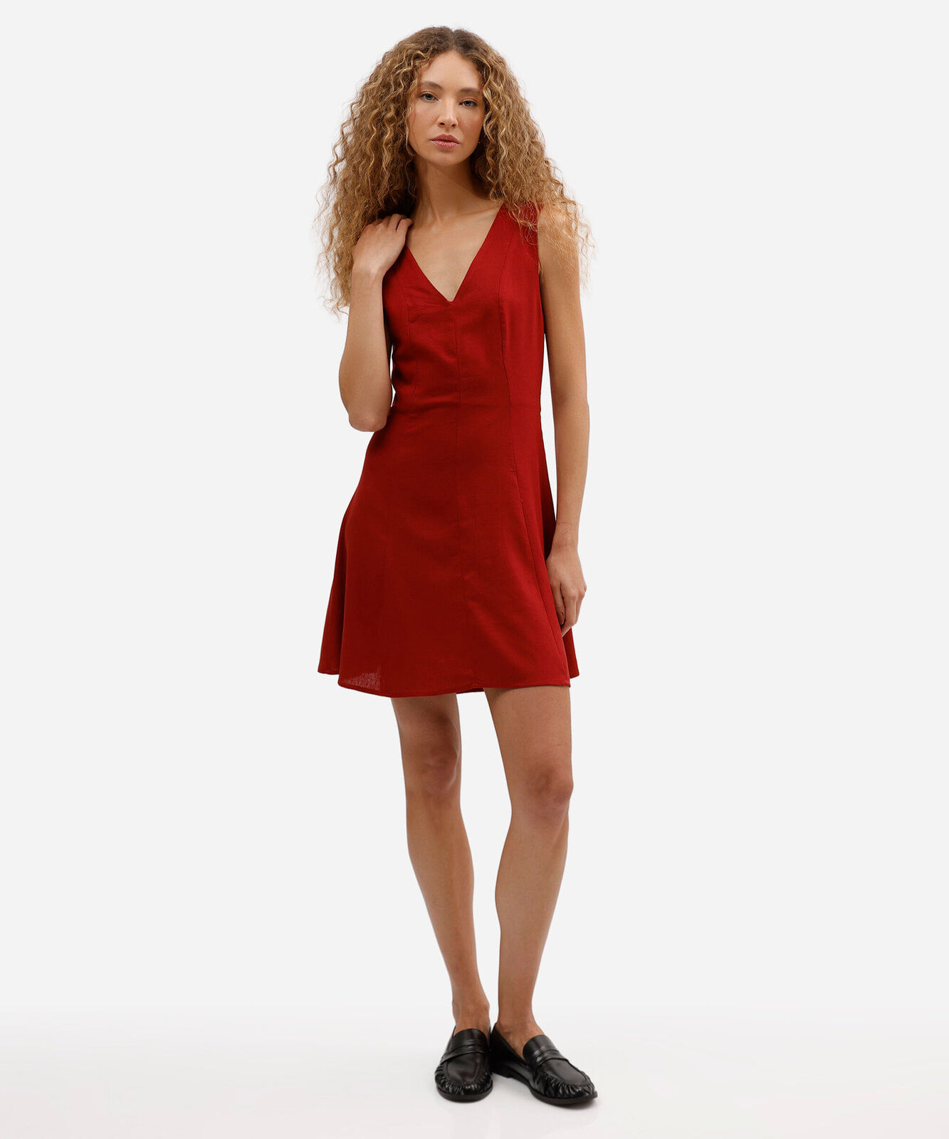 vestido curto feminino com linho decote v vermelho