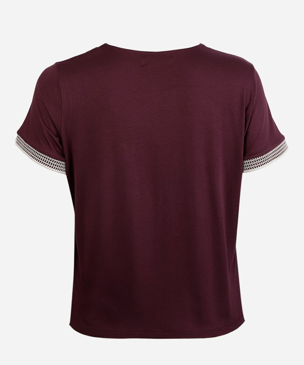 blusa de viscose manga curta quadriculada plus size vinho