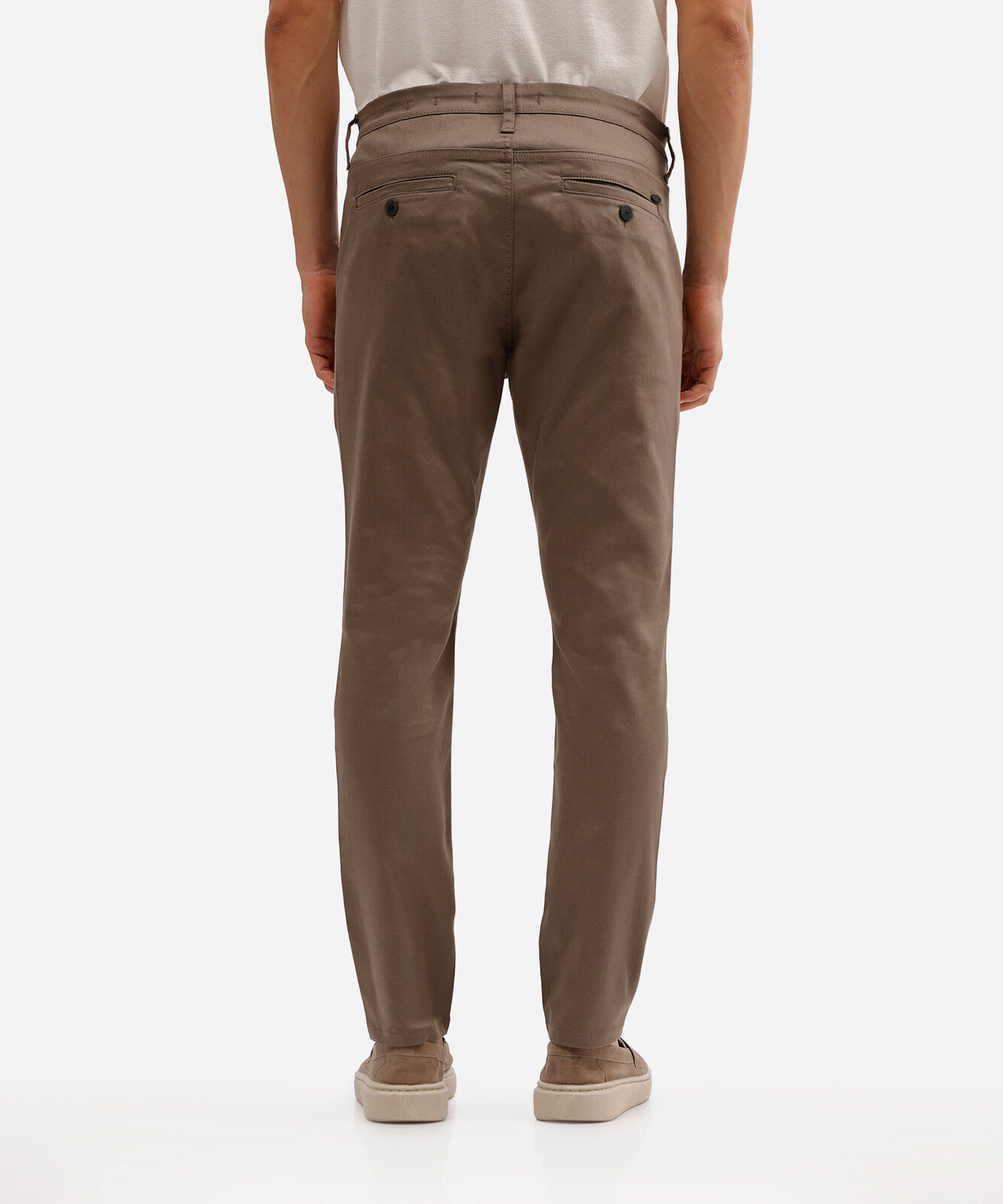 calça carrot masculina de sarja marrom