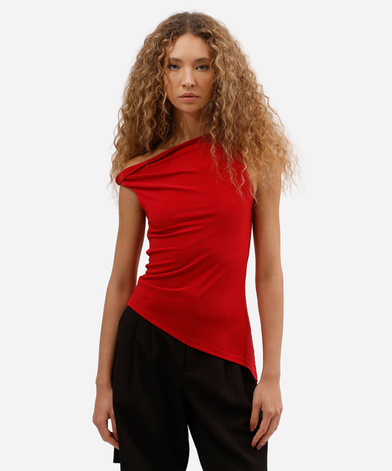blusa feminina assimétrica vermelha