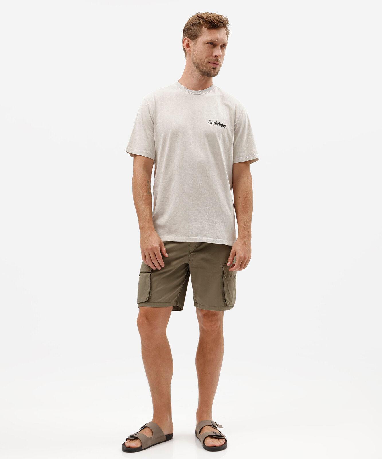 camiseta masculina comfort de algodão com estampa caipirinha nas costas bege