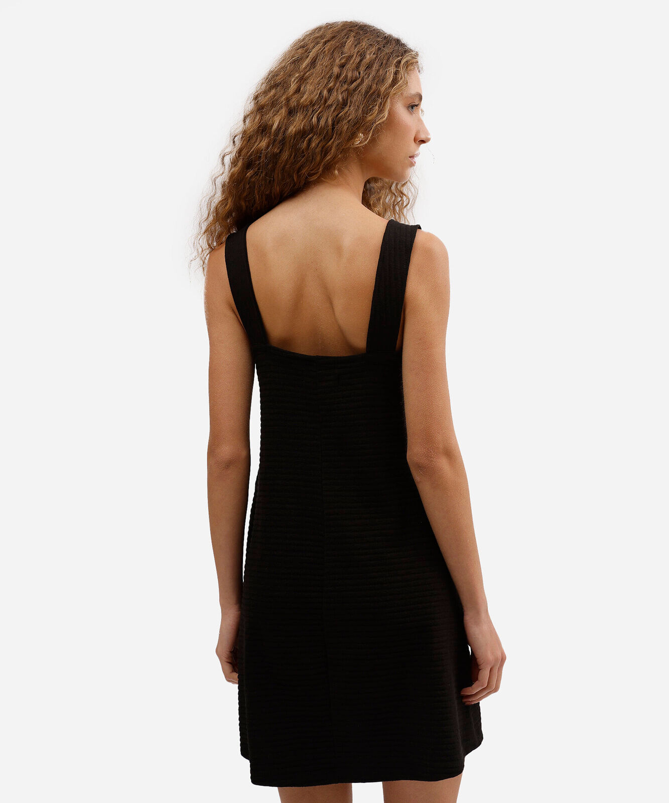 vestido curto feminino decote quadrado canelado preto