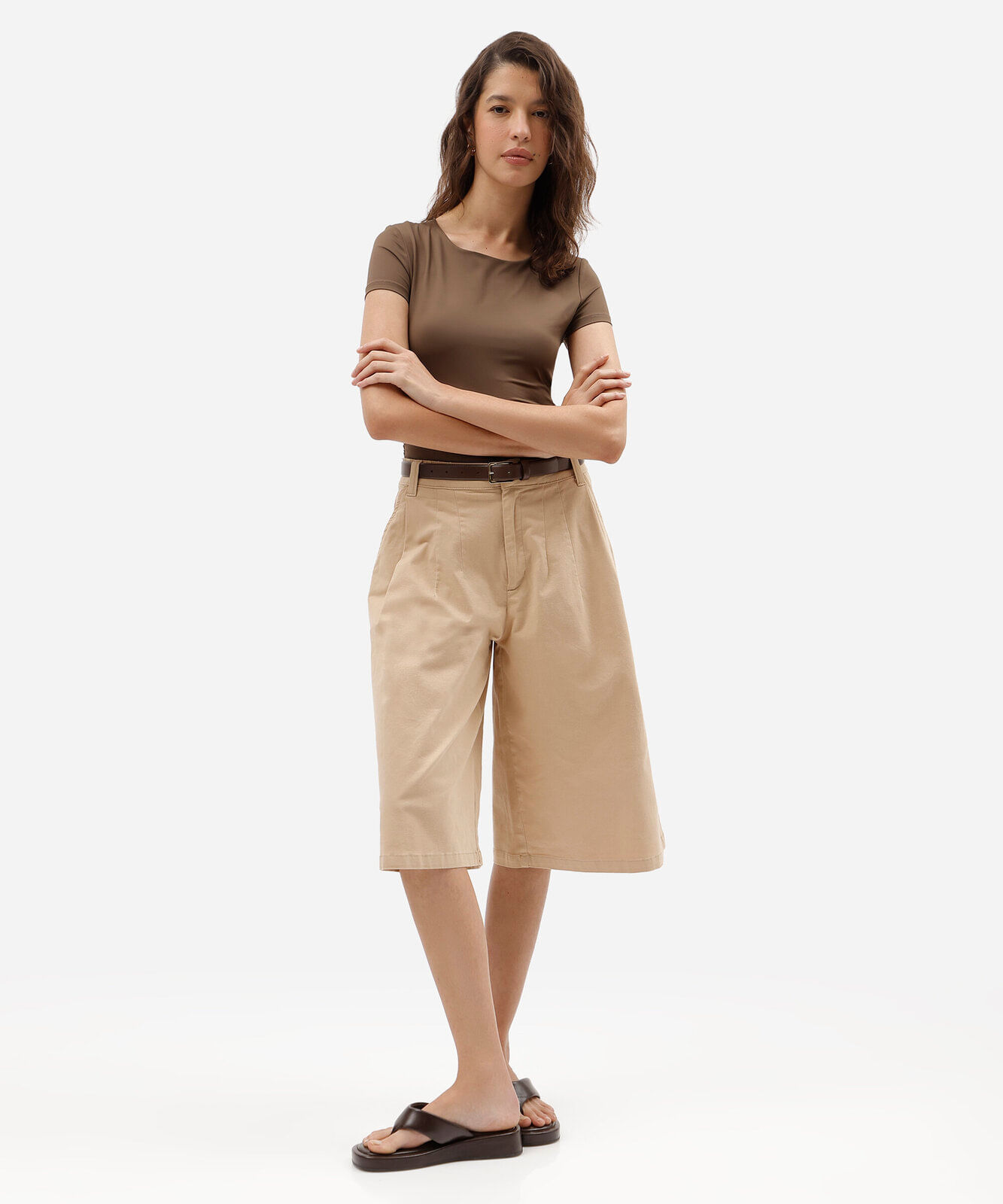 blusa baby look feminina de poliamida franzida marrom