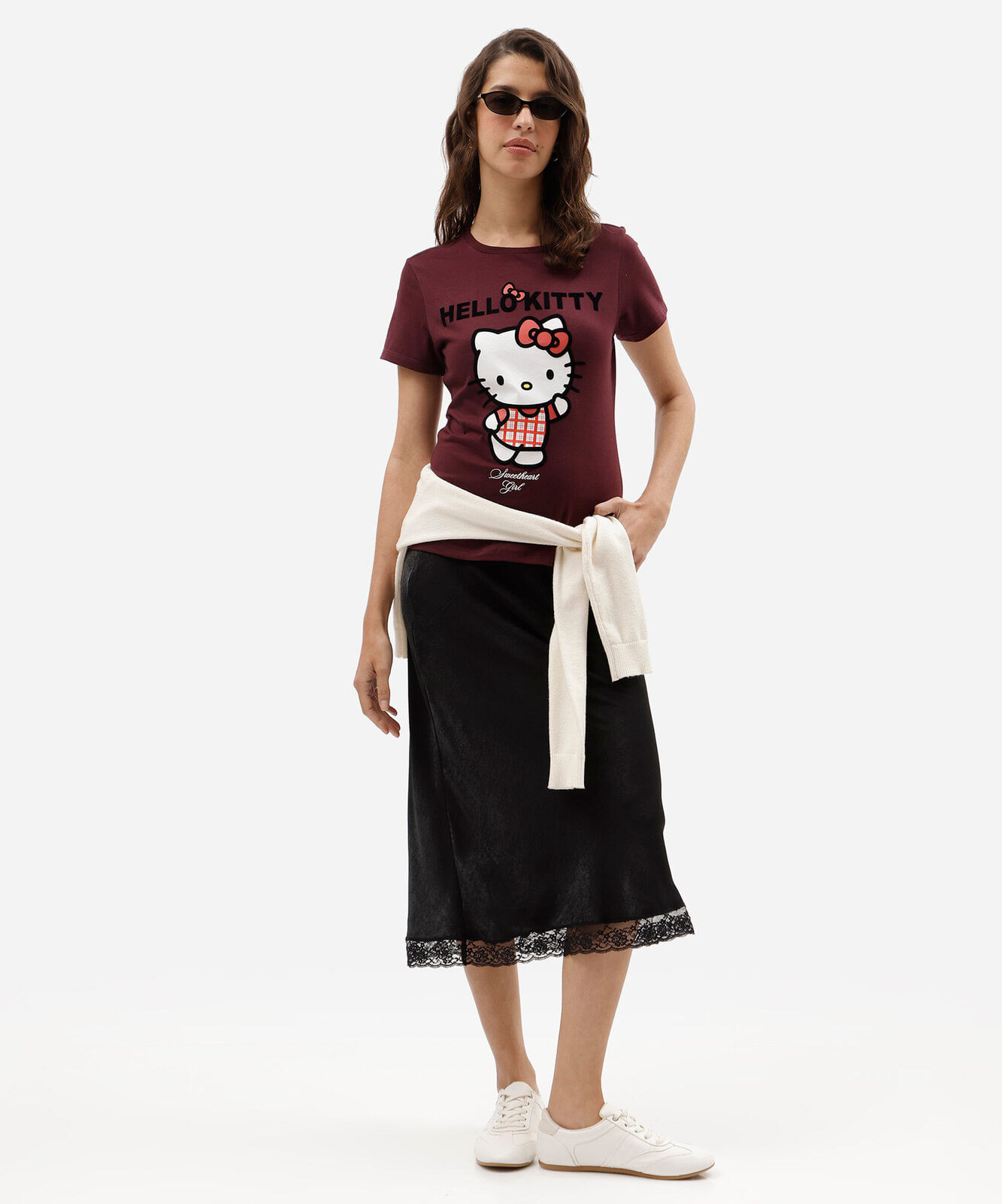 camiseta feminina de algodão manga curta hello kitty vinho