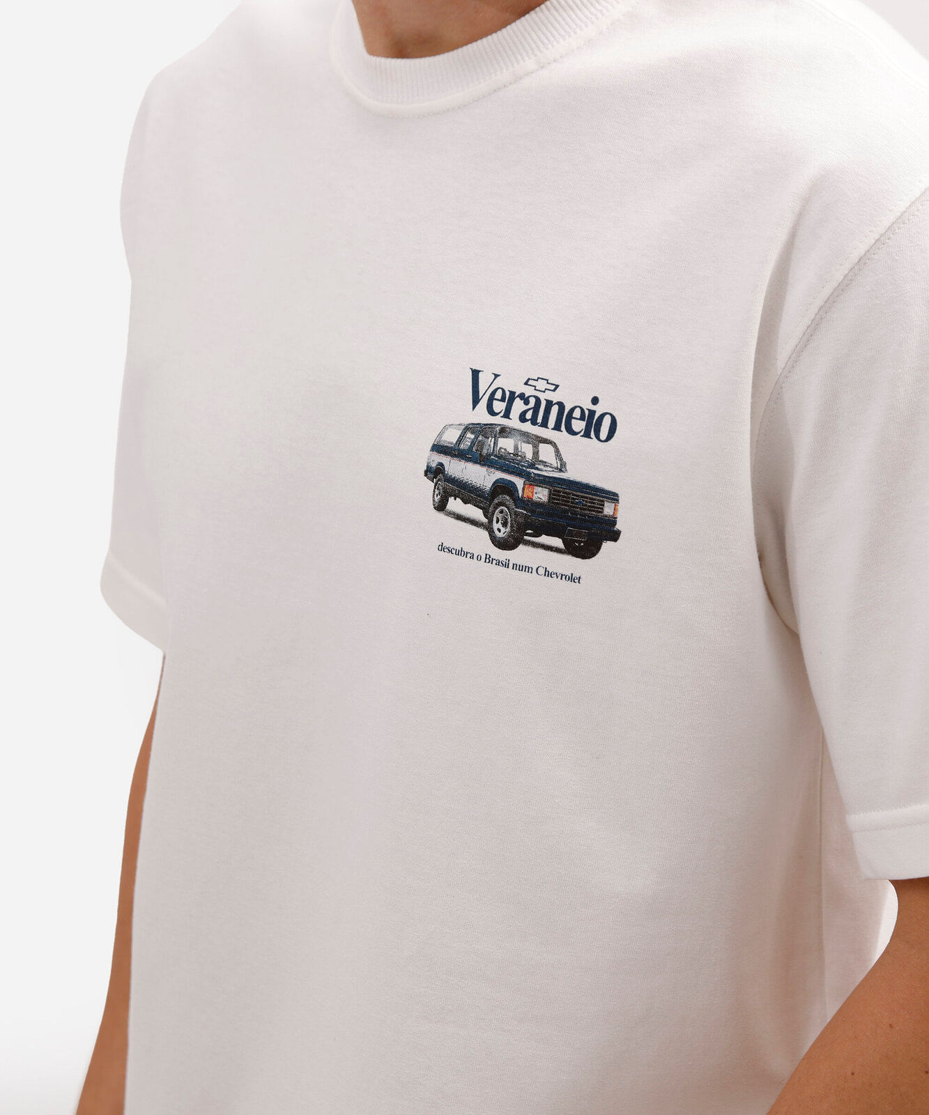 camiseta masculina de algodão manga curta chevrolet veraneio off white