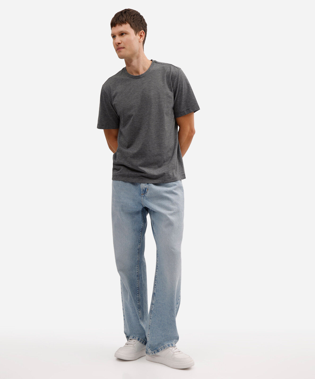 camiseta masculina comfort listrada em algodão texturizado preta