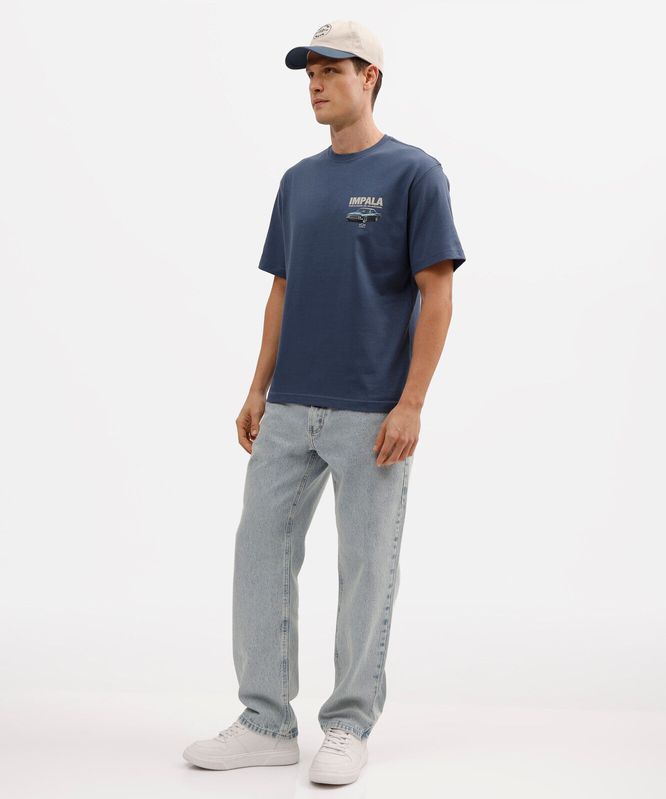 camiseta masculina relaxed de algodão com estampa chevrolet impala azul