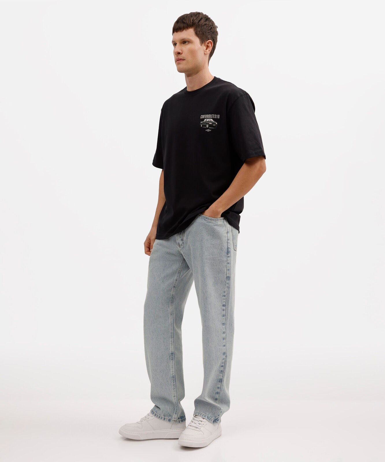 camiseta masculina relaxed de algodão com estampa chevrolet s10 preta