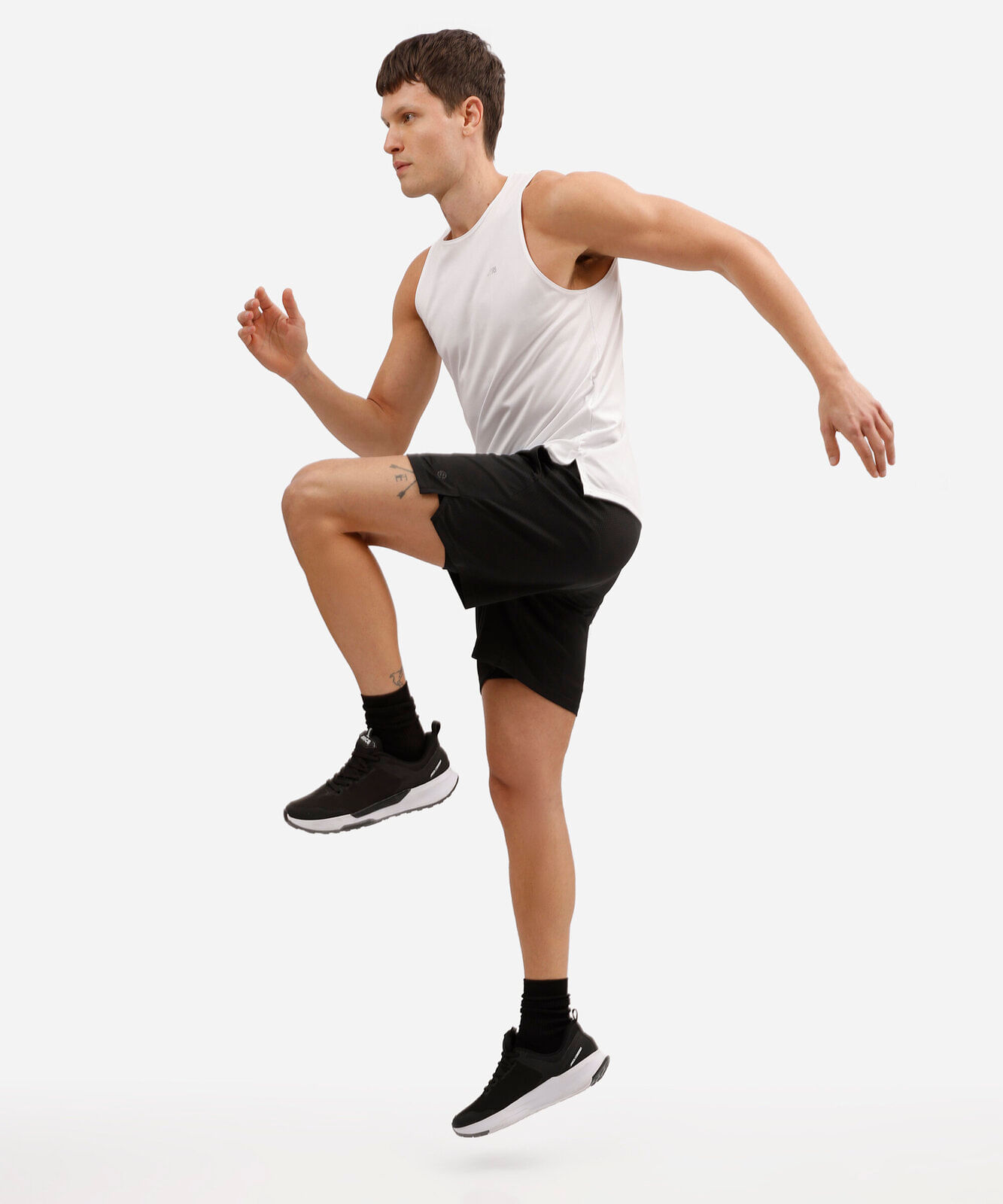 bermuda esportiva masculina 2 em 1 em malha mesh preta