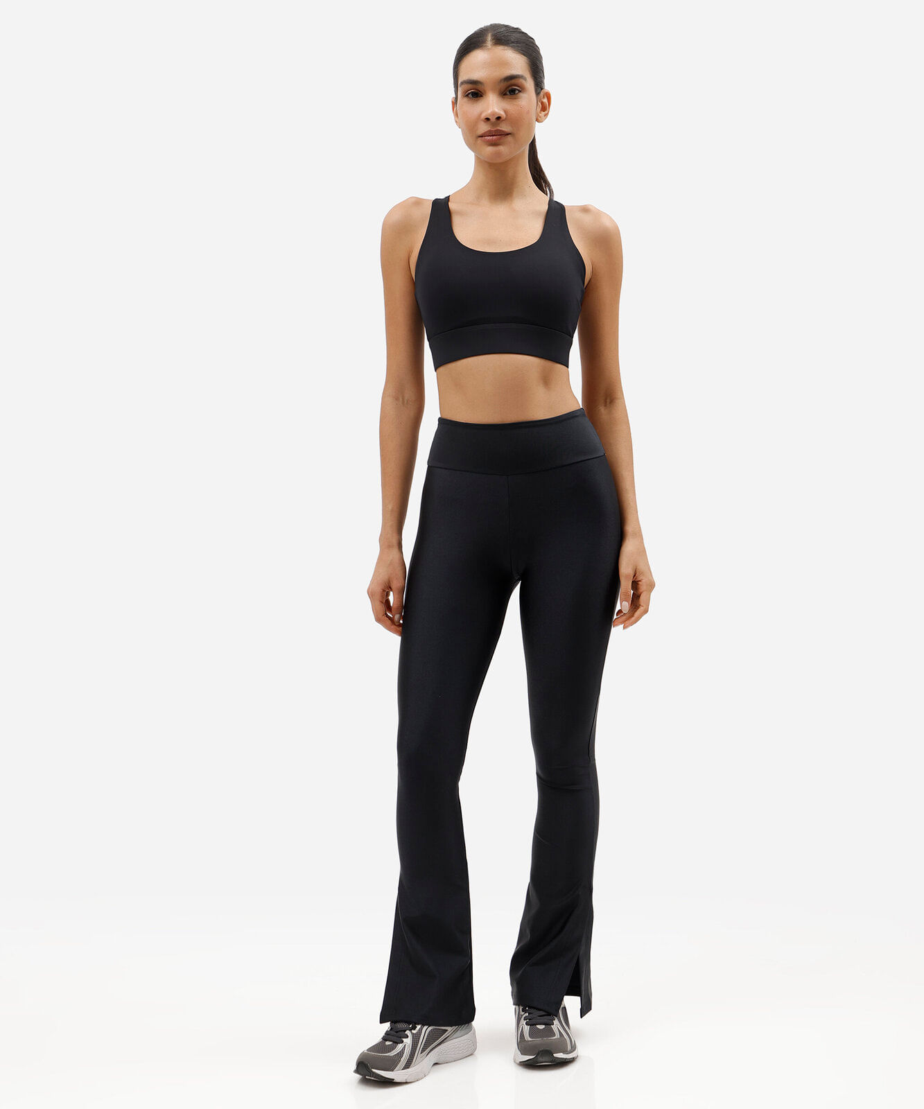 top feminino esportivo com fecho ajustável preto