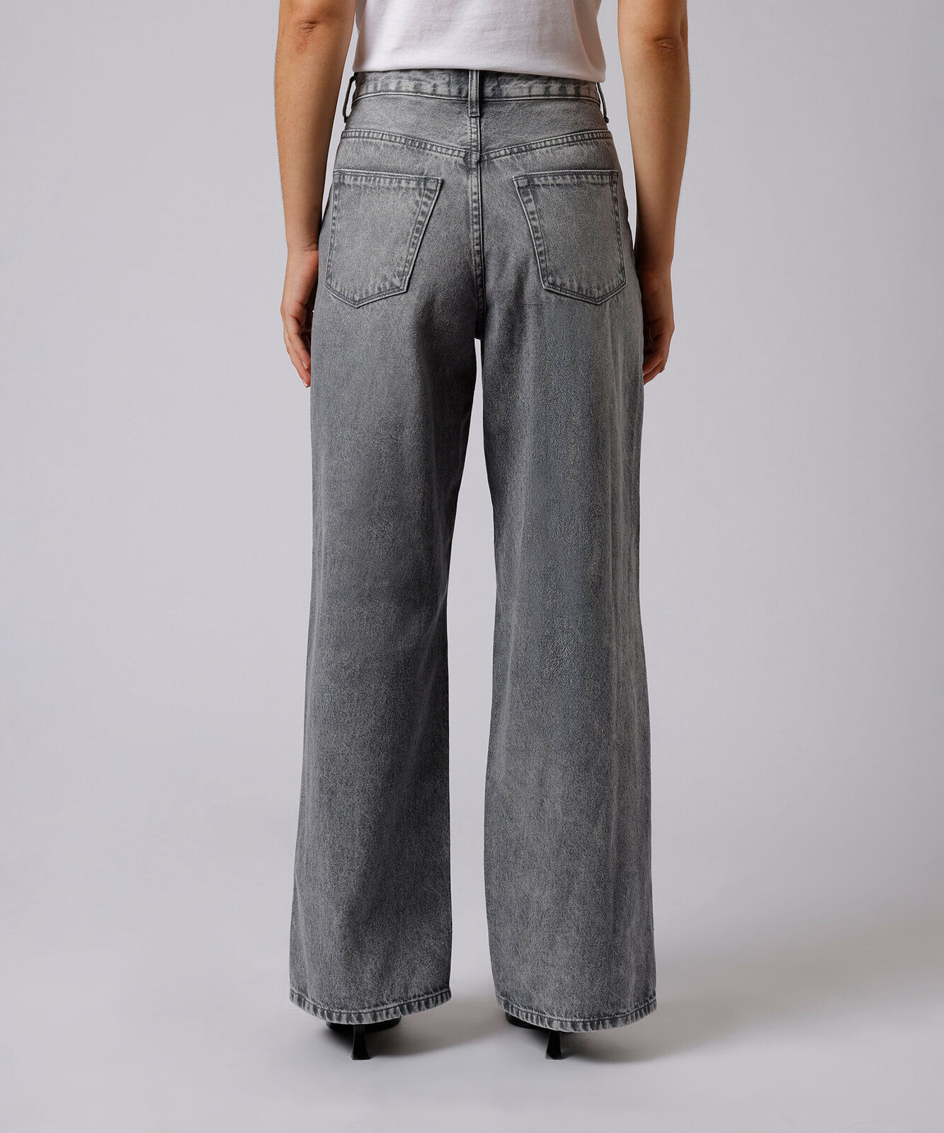 calça jeans feminina reta mindset cinza