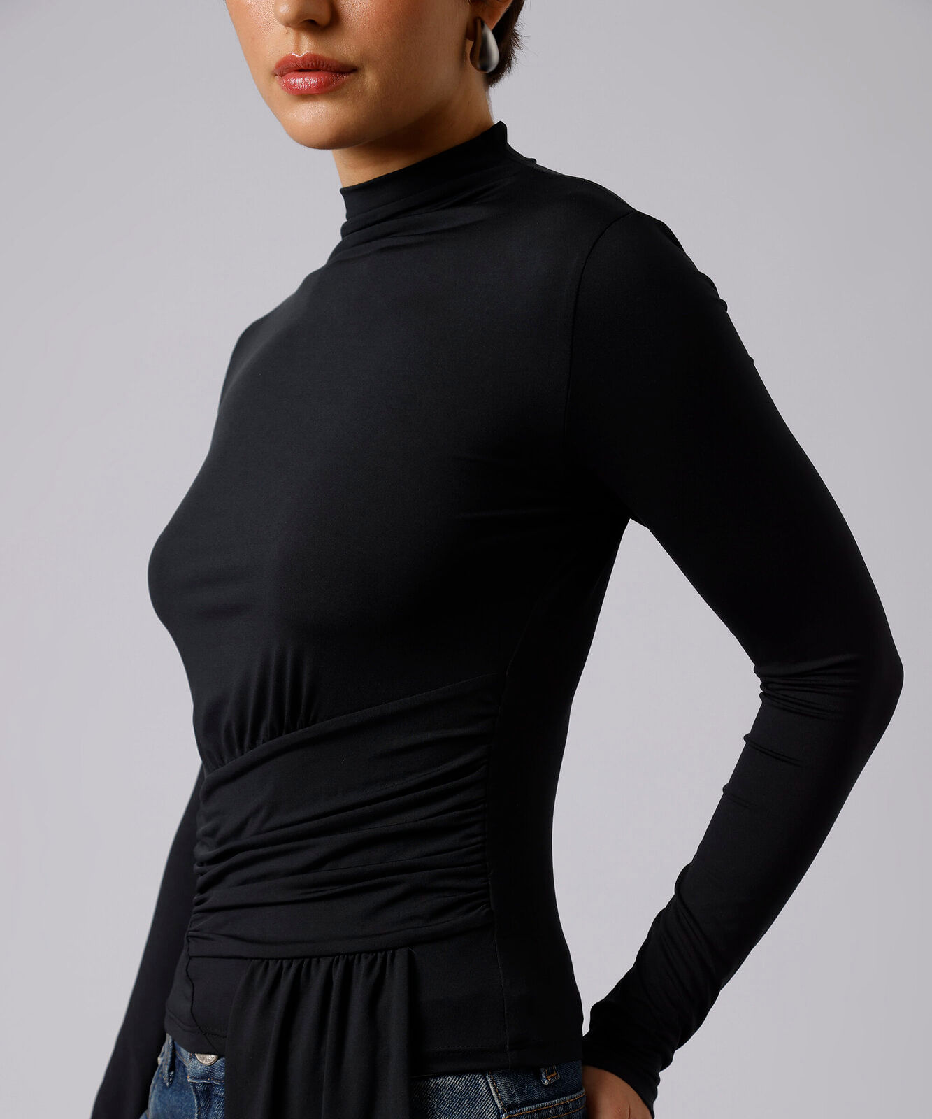 blusa feminina manga longa franzida mindset preta