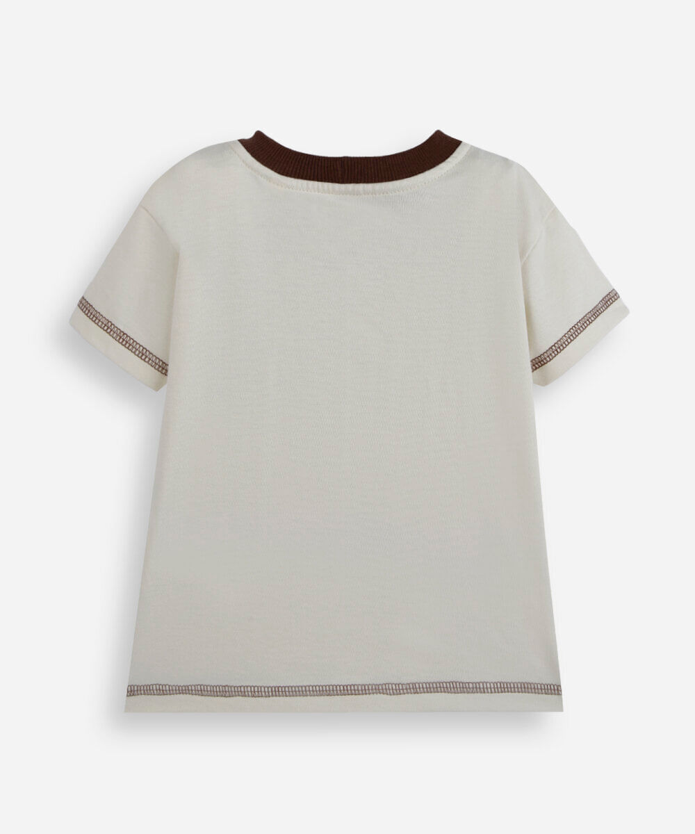 camiseta infantil gola contraste trator bege