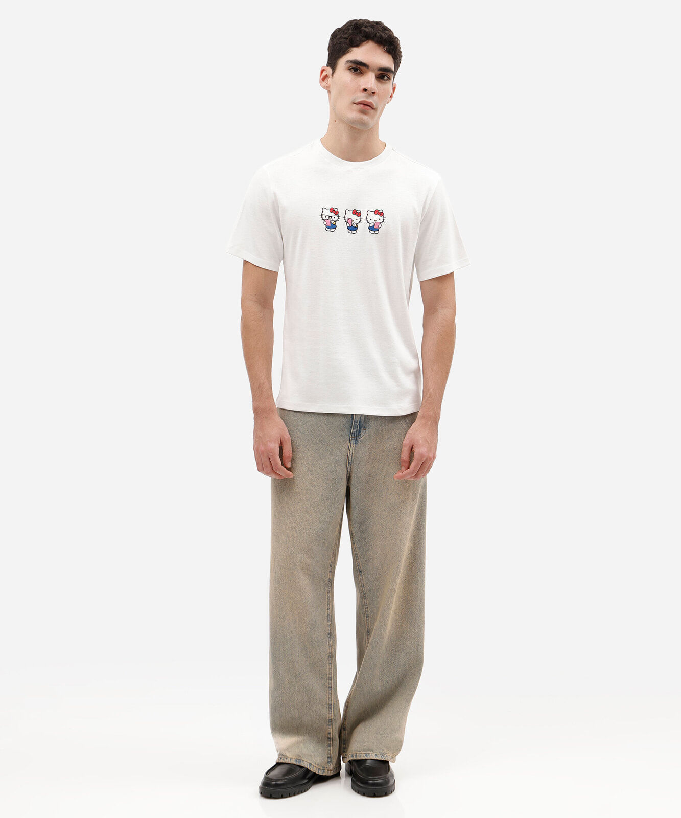 camiseta masculina com algodão manga curta hello kitty off white