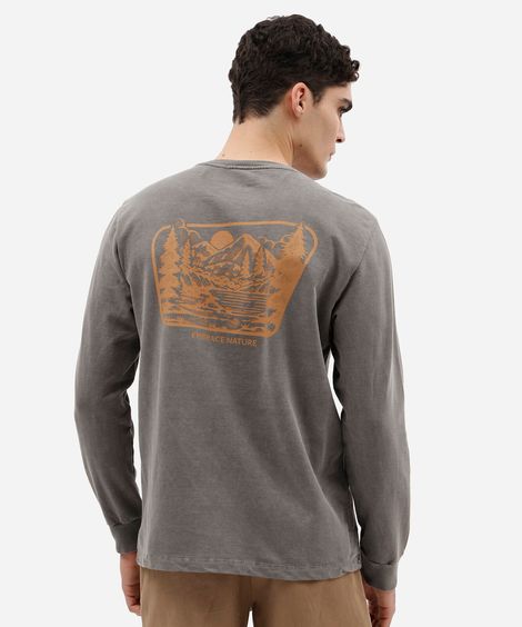 camiseta de manga longa masculina comfort de moletinho com estampa nas costas preta
