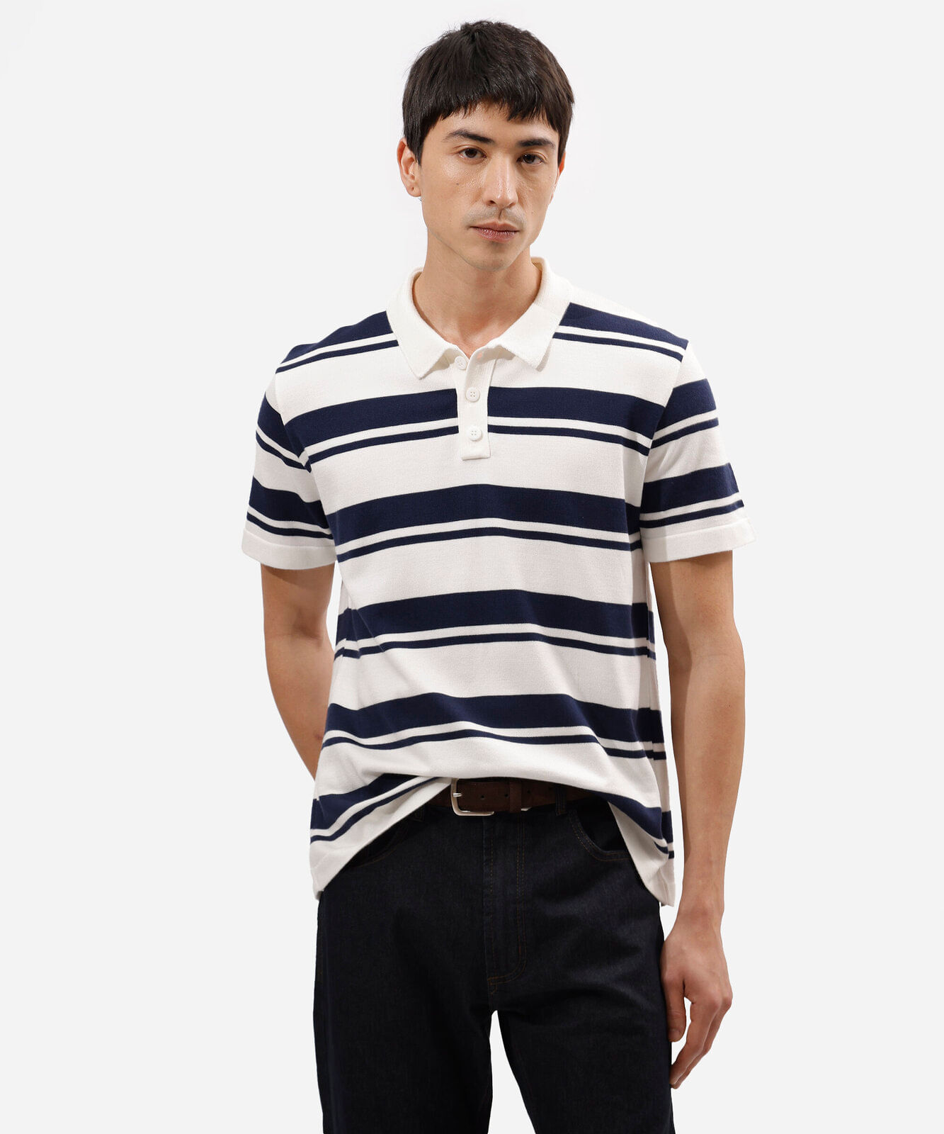 camisa polo masculina comfort listrada em malha off white