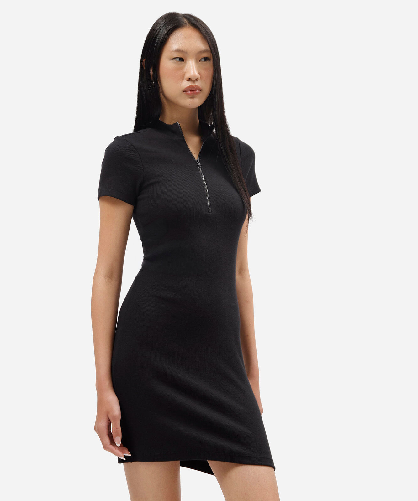 vestido feminino de algodão gola alta manga curta preto