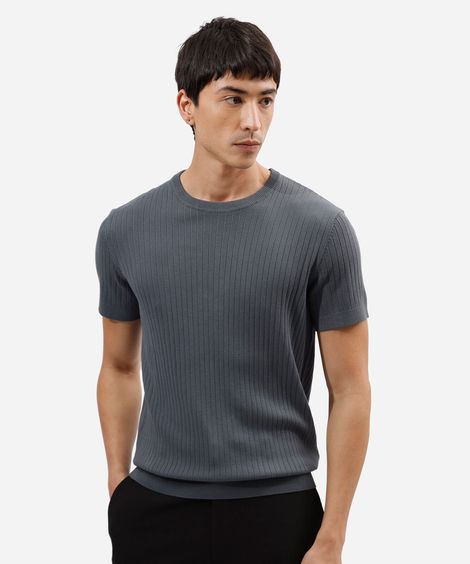 camiseta masculina de tricot manga curta canelada cinza