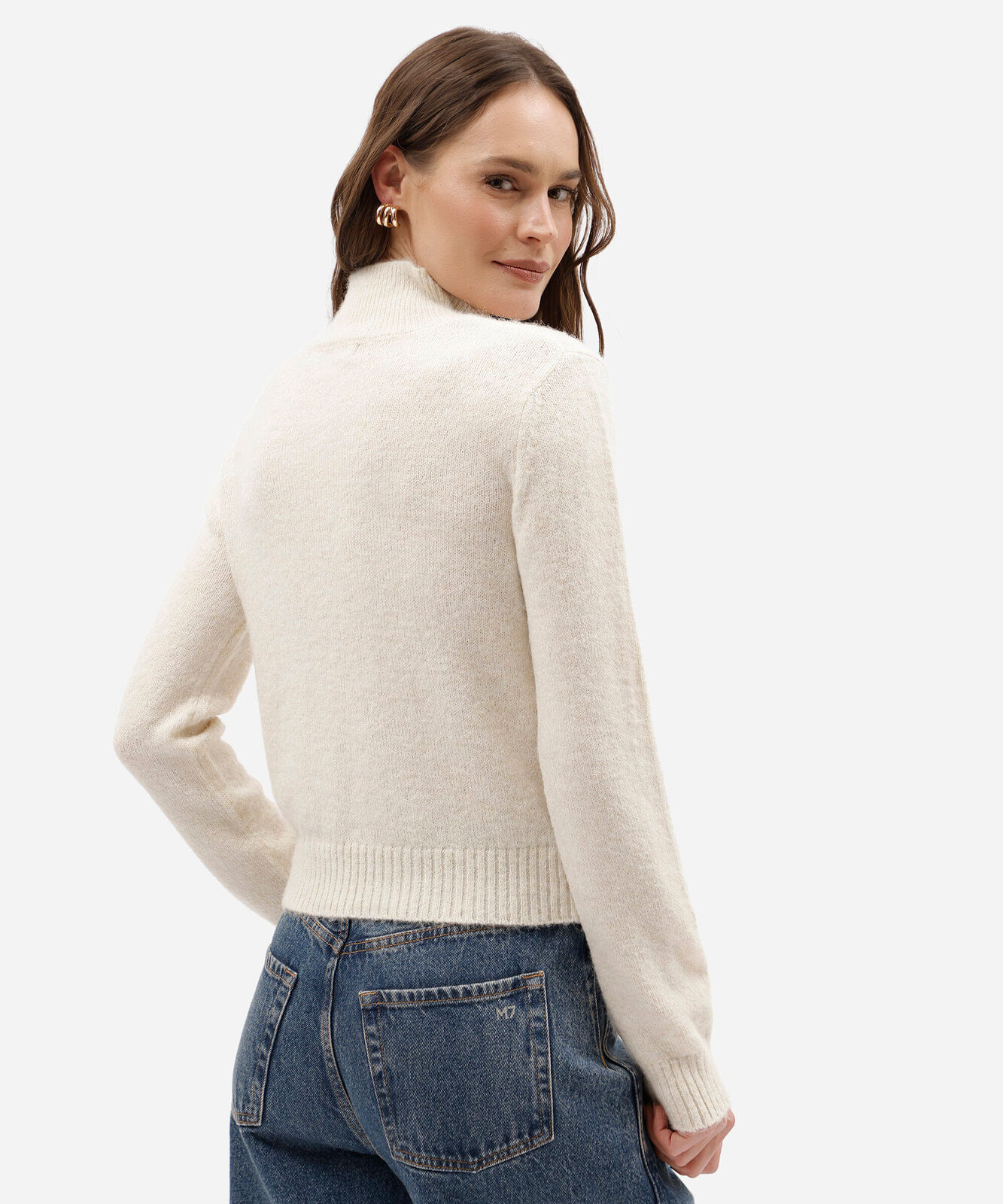 suéter feminino de tricot gola alta bege