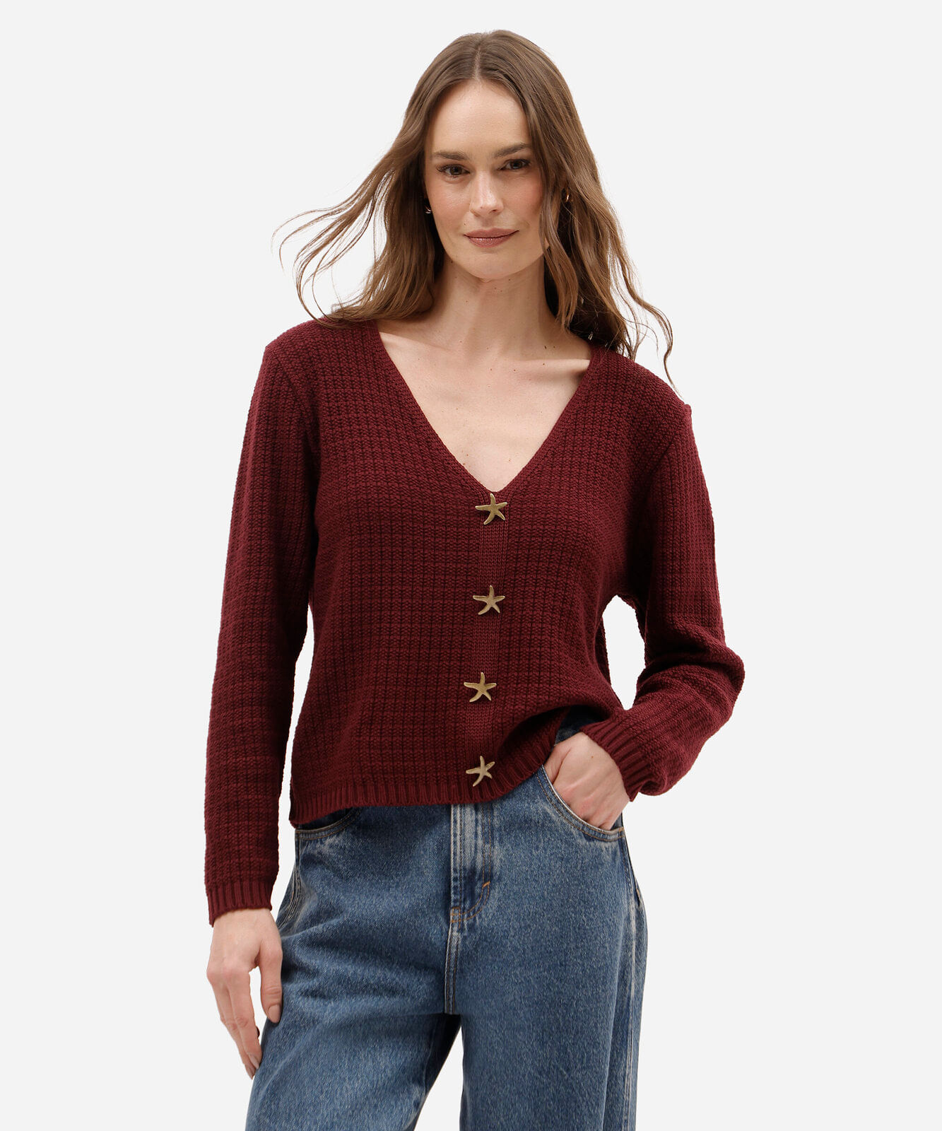 suéter feminino de tricot decote v com botões texturizado vinho
