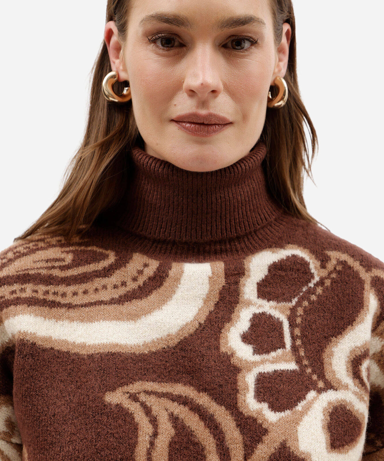 suéter feminino de tricot gola alta floral marrom