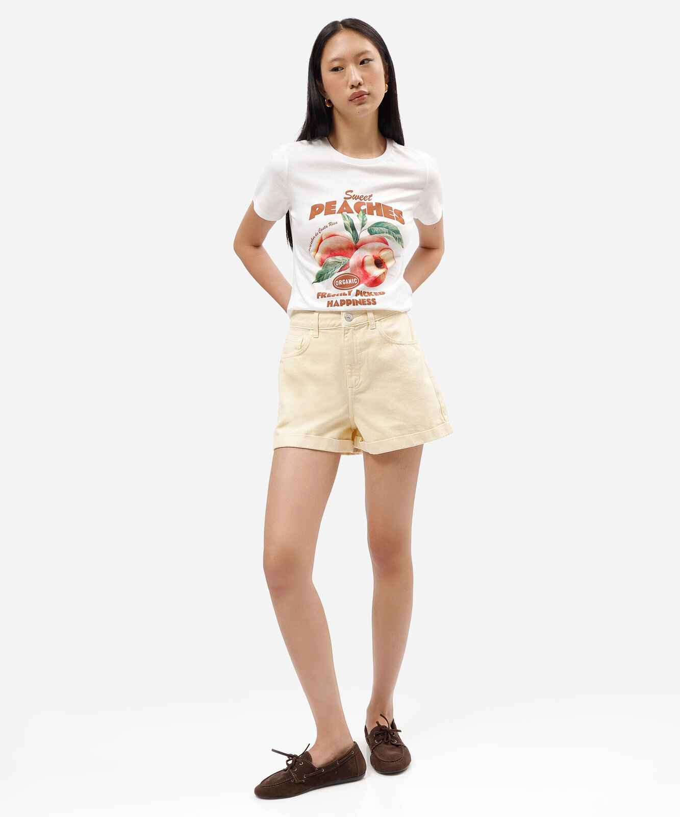camiseta feminina de algodão manga curta estampada off white