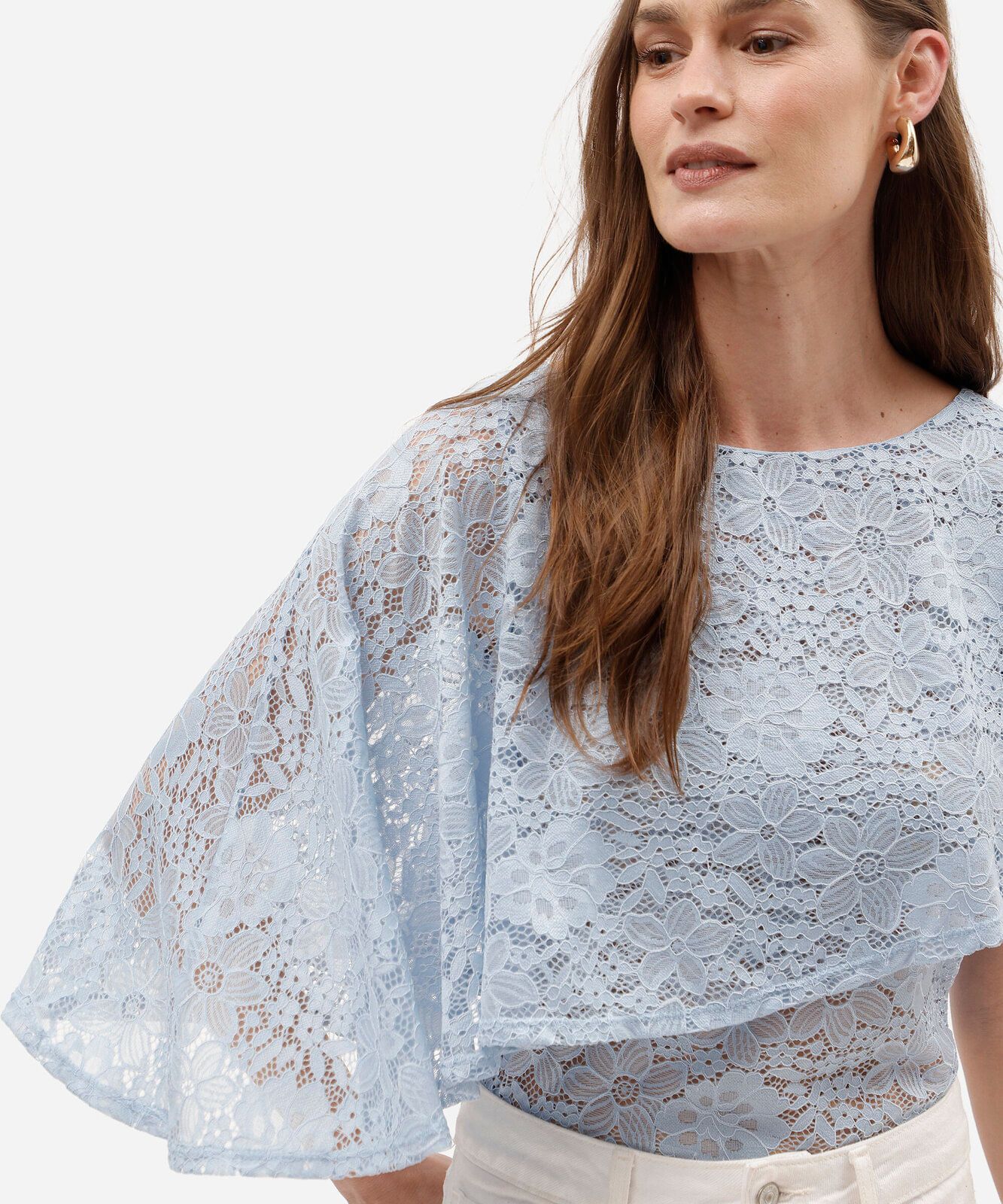 blusa feminina de renda com capa sobreposta azul