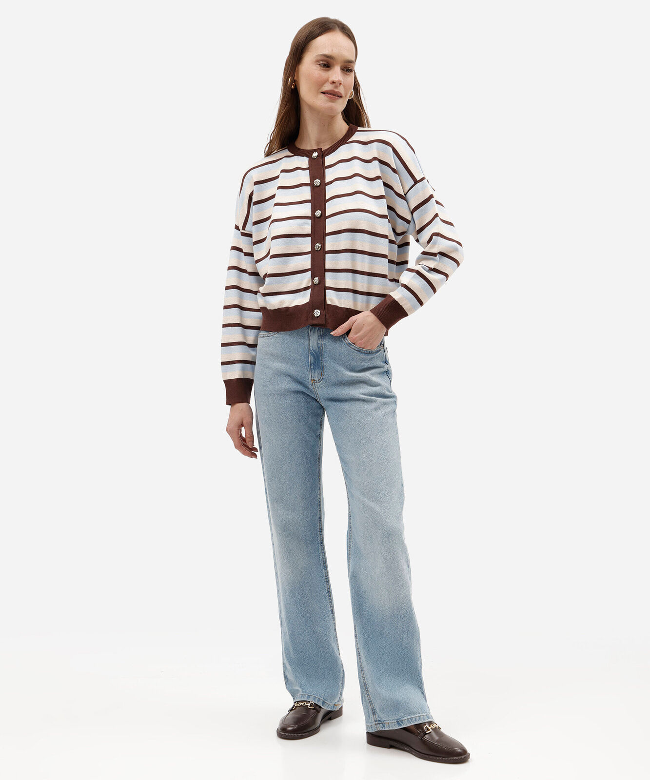 cardigan feminino de tricô listrado com botões marrom