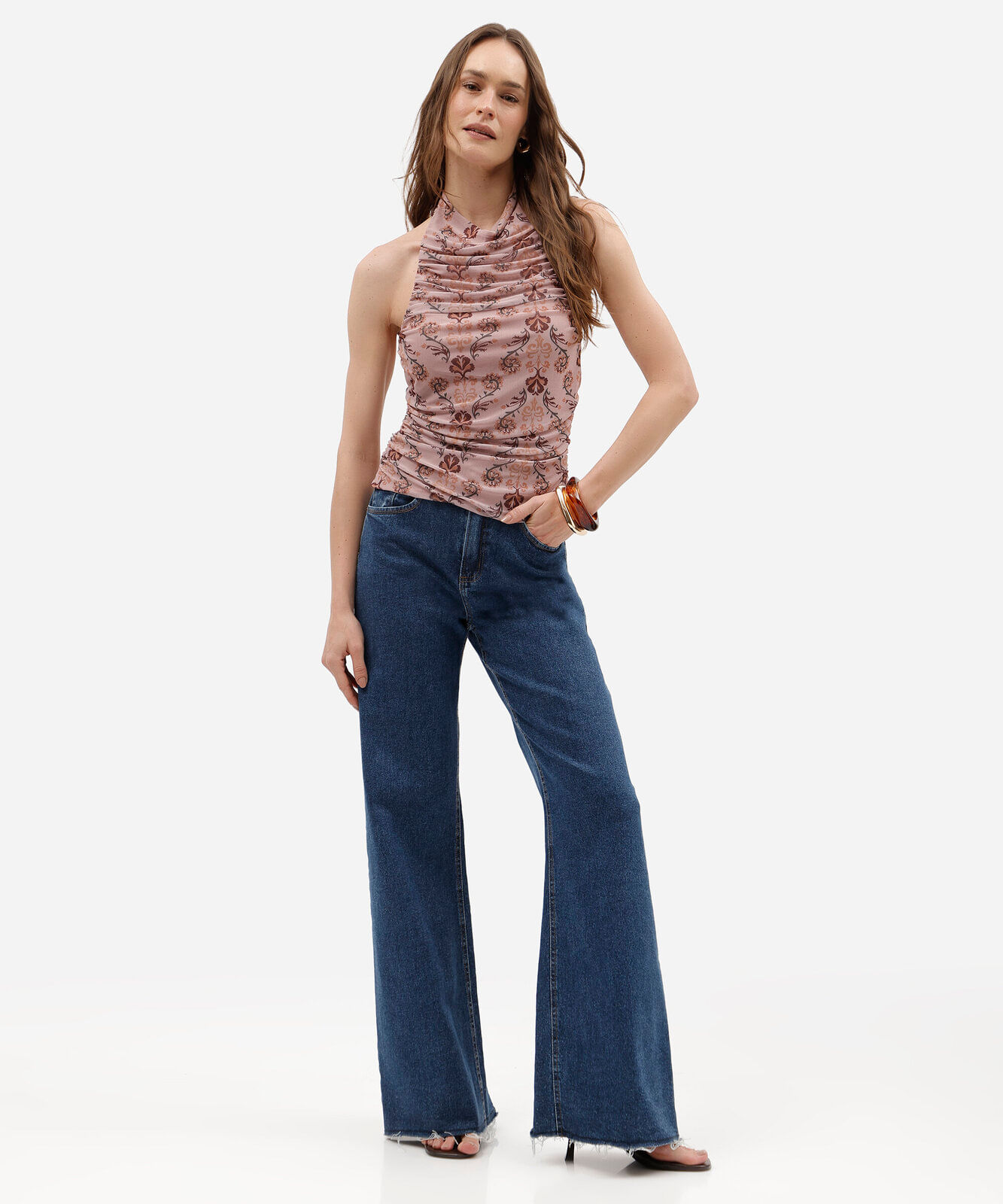 blusa frente única feminina de tule franzida arabescos rosa