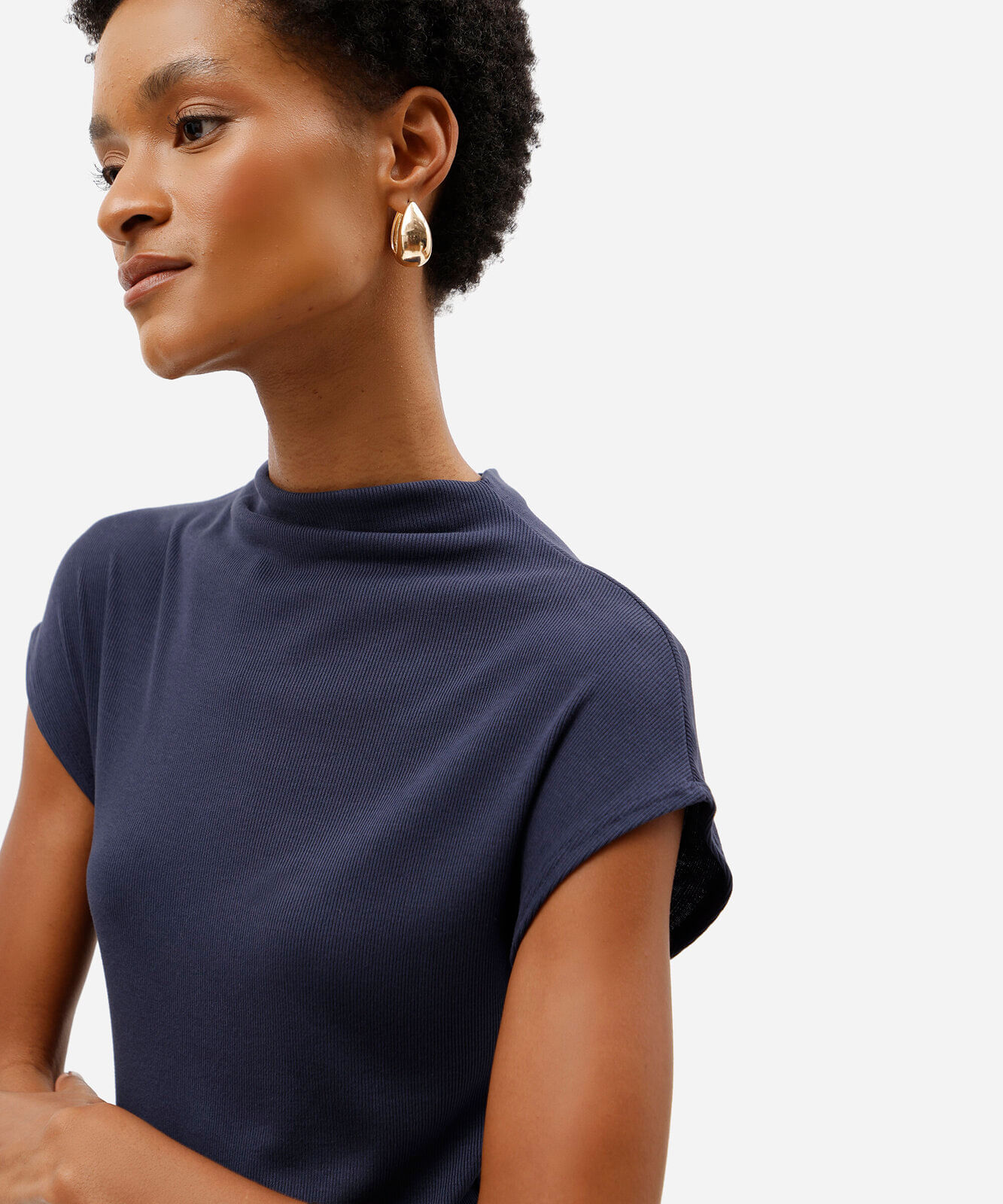 blusa feminina de viscose gola alta canelada azul