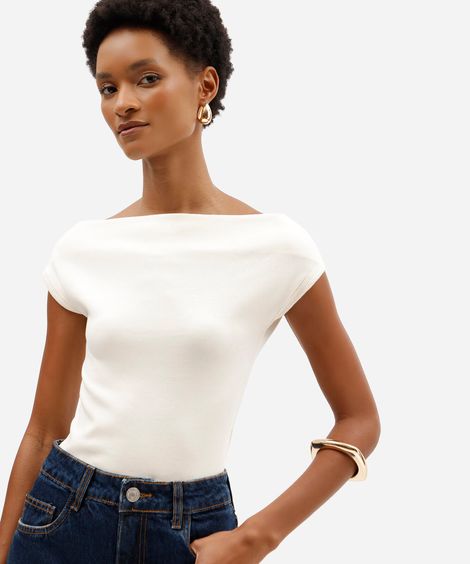 blusa feminina de algodão decote canoa manga curta bege