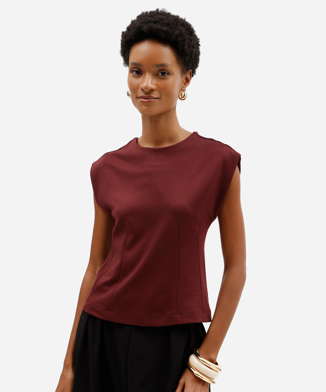 blusa muscle feminina decote redondo vinho
