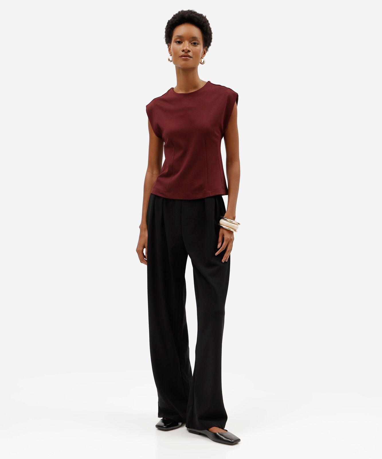 blusa muscle feminina decote redondo vinho