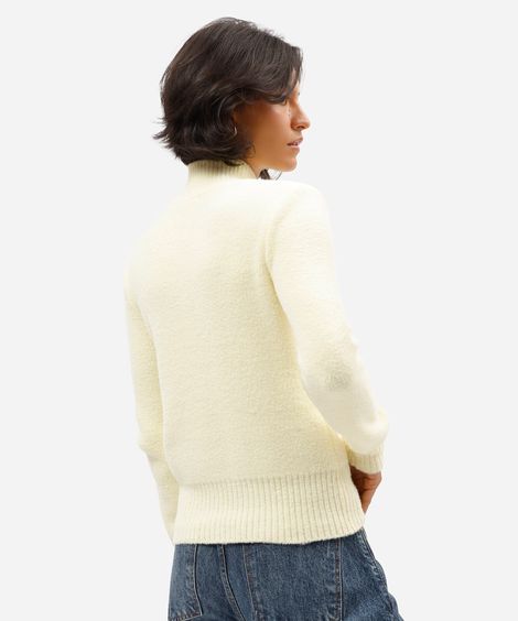 suéter de tricot gola alta amarelo