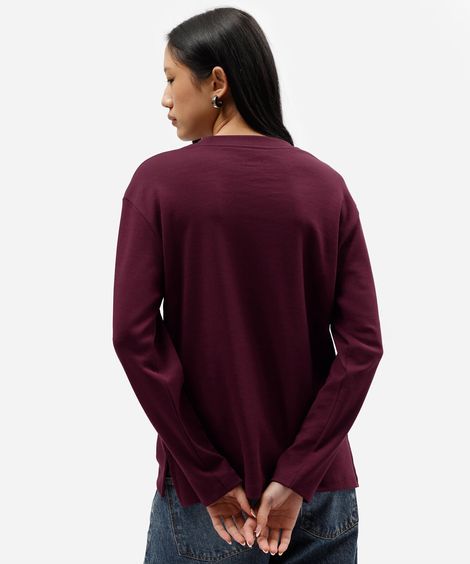 camiseta oversized feminina de algodão peruano manga longa vinho