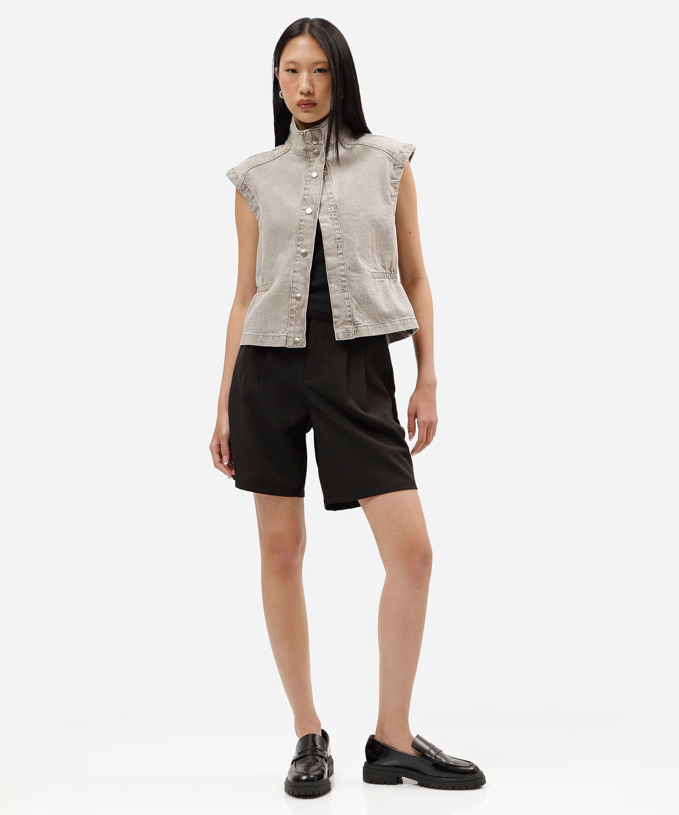 colete feminino de sarja funnel neck cinza