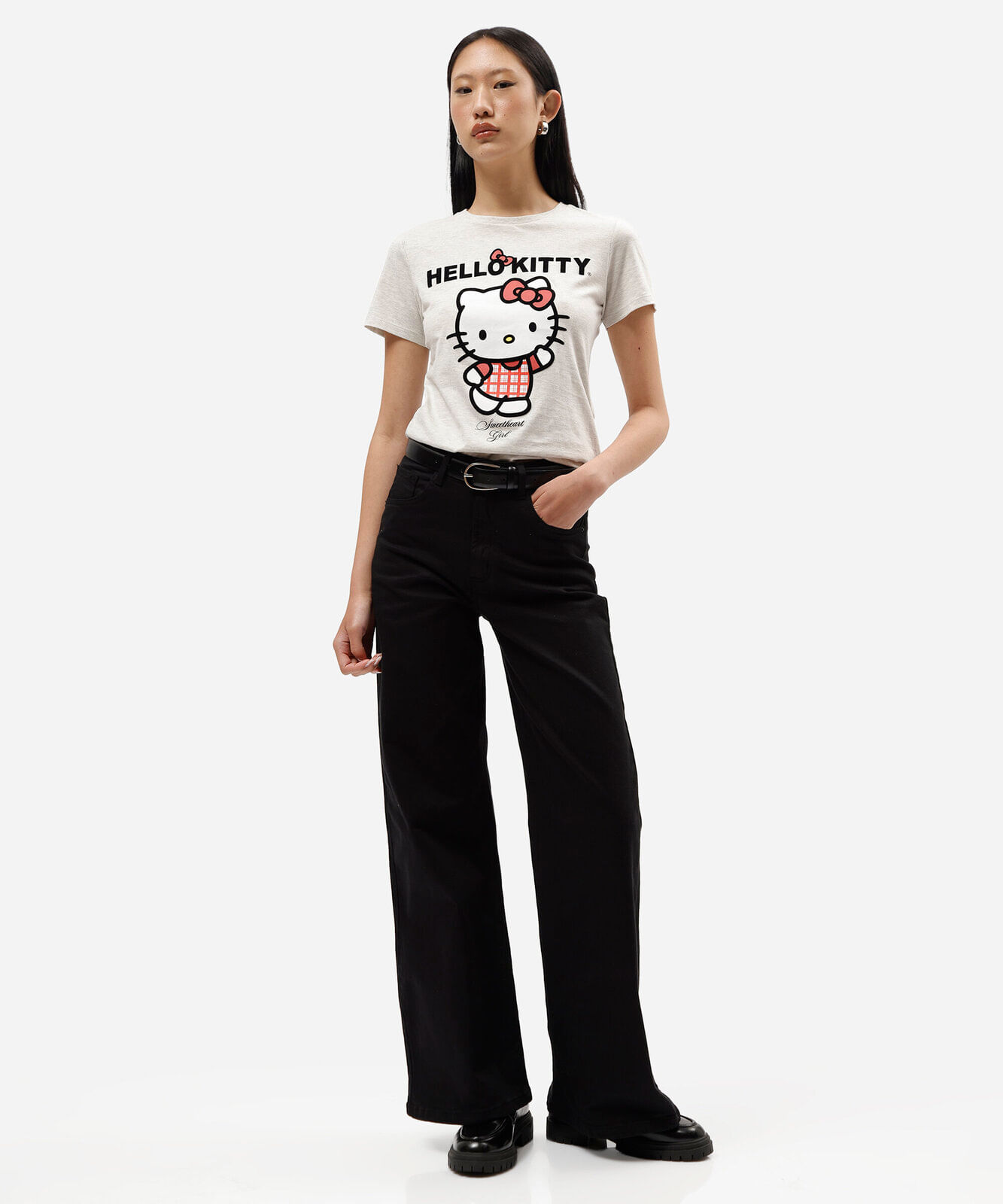 camiseta feminina com algodão manga curta hello kitty off white
