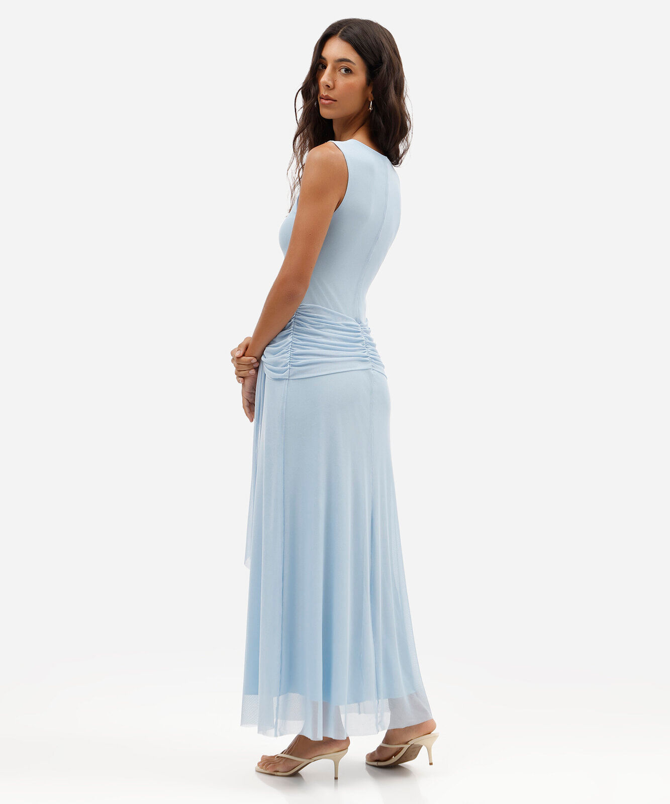 vestido longo feminino de tule com amarração azul