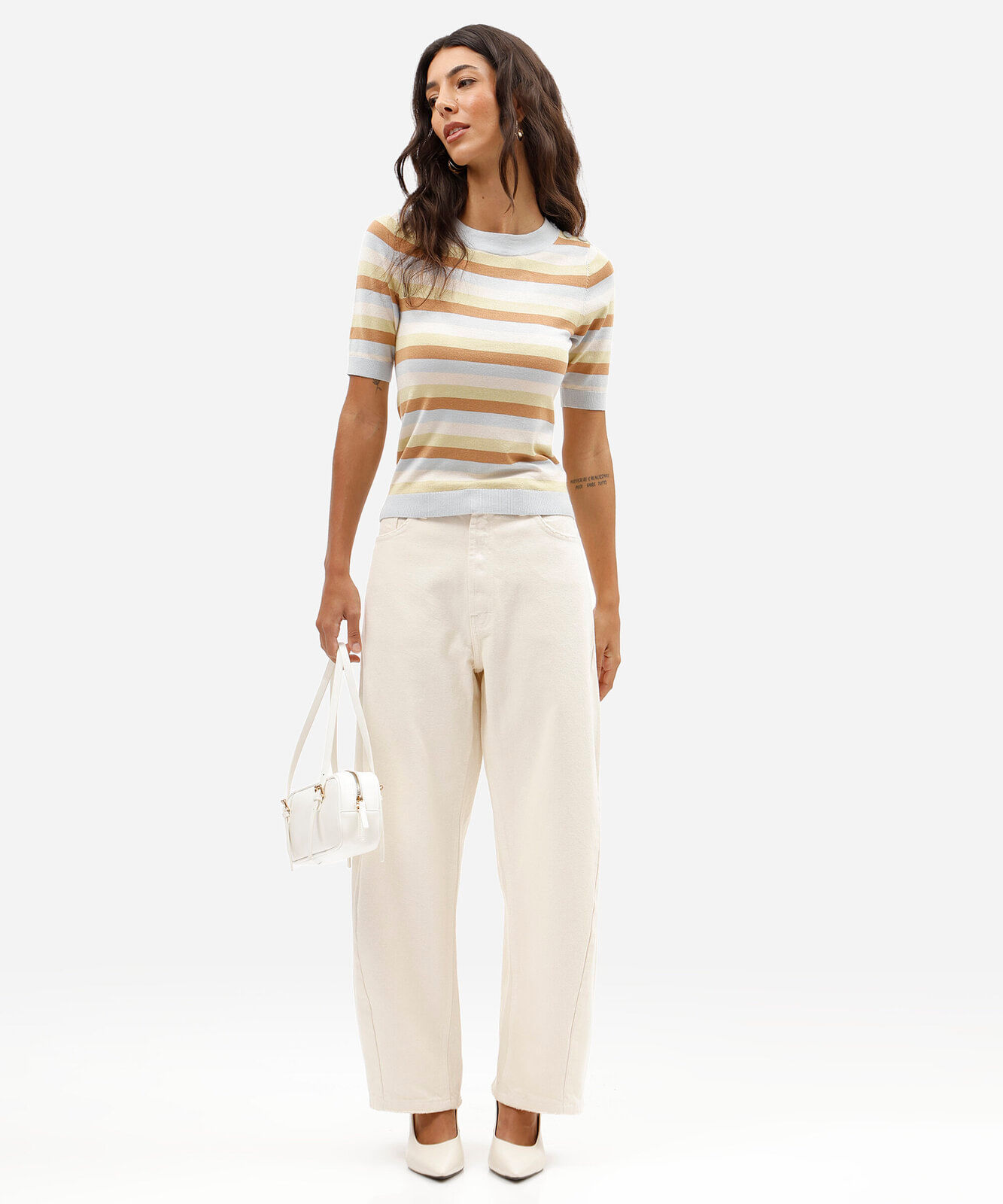 blusa feminina de tricot manga curta listrada azul