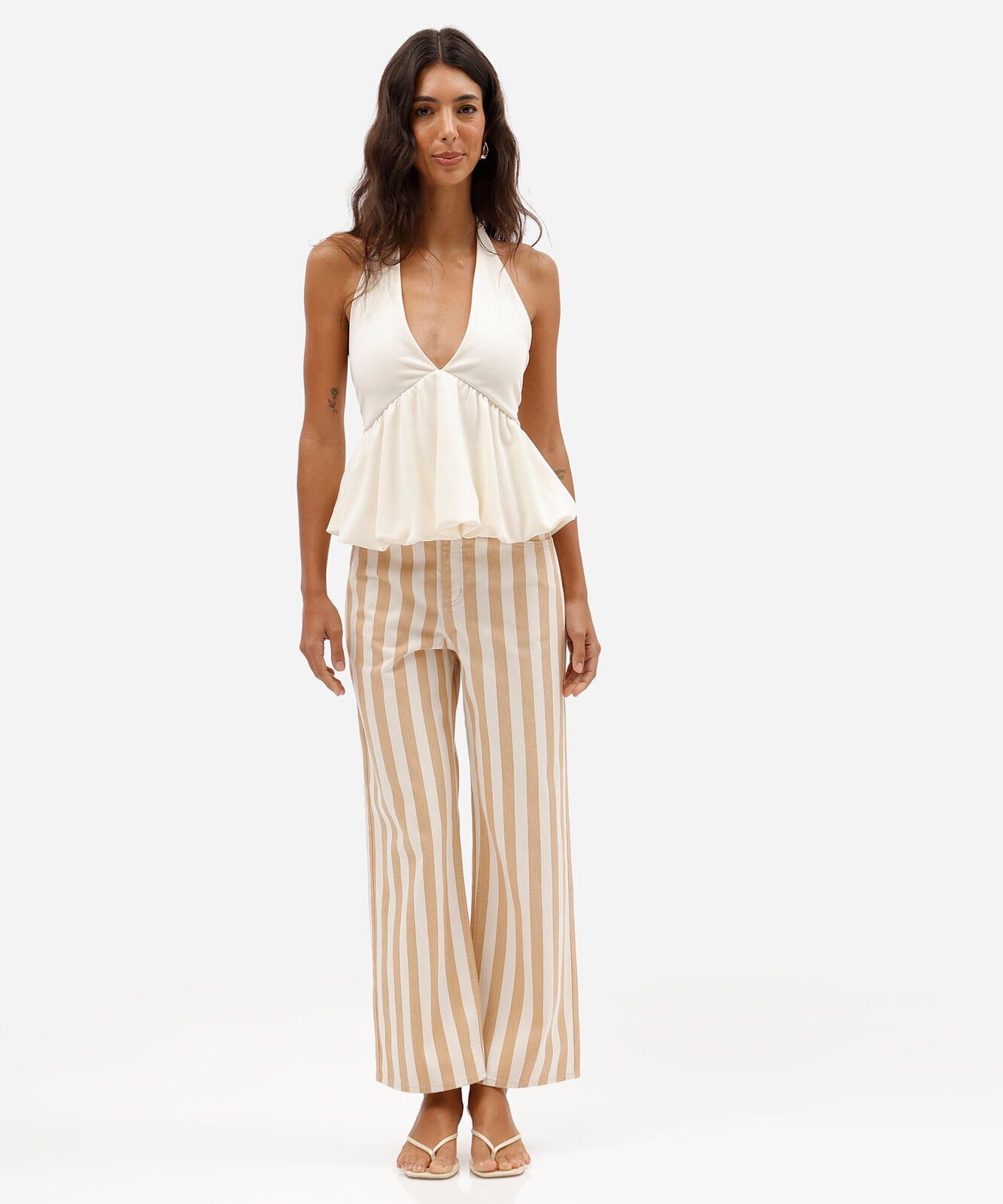 top feminino frente única com barra balonê em malha scuba crepe off white