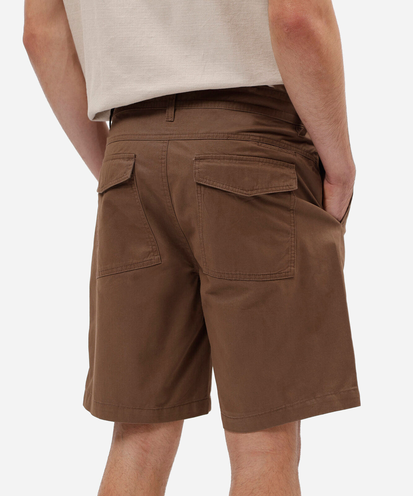 bermuda chino reta masculina de sarja marrom