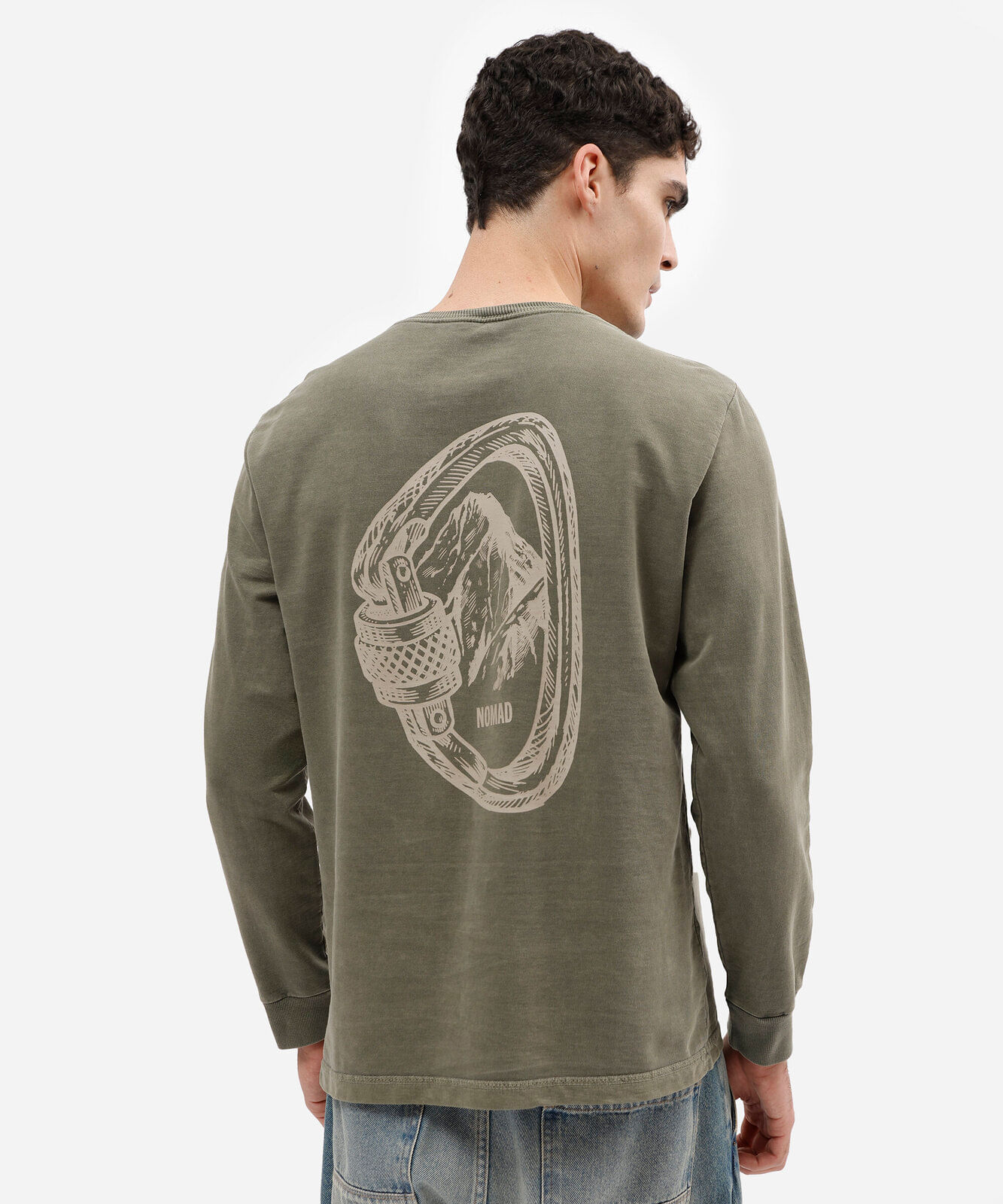 camiseta masculina de manga longa em moletinho com estampa nas costas verde