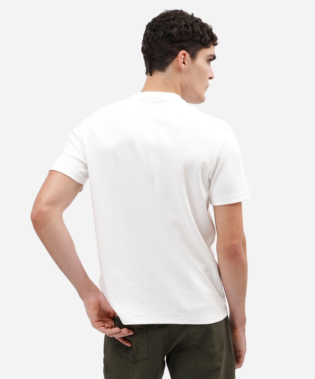 camiseta masculina de algodão peruano gola henley manga curta branca